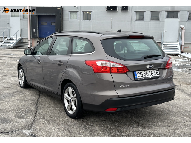 Ford Focus 1.6i 123к.с Автомат - автомобили, коли, обяви за нови и употребявани 2