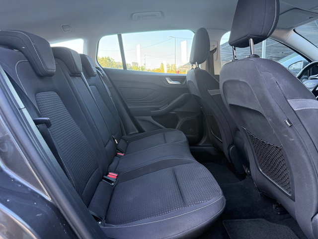 Ford Focus - автомобили, коли, обяви за нови и употребявани 9