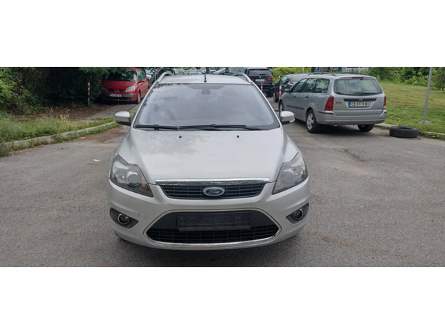 Ford Focus 1, 6d 109ps Ghia - автомобили, коли, обяви за нови и употребявани 4