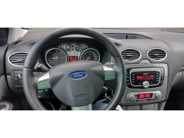 Ford Focus 1, 6d 109ps Ghia - автомобили, коли, обяви за нови и употребявани 6