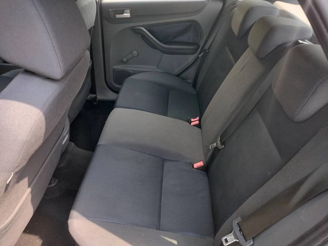 Ford Focus 1,6d 90ps KLIMA - автомобили, коли, обяви за нови и употребявани 10