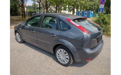 ford-focus - 2