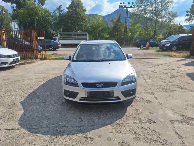 Ford Focus 1.6 tdi Италия - автомобили, коли, обяви за нови и употребявани 2