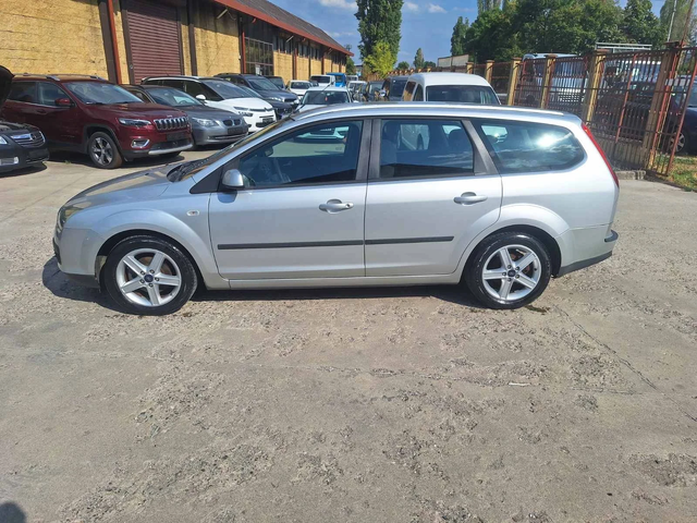 Ford Focus 1.6 tdi Италия - автомобили, коли, обяви за нови и употребявани 6
