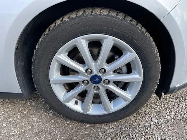 Ford Focus 1.5D-AUTOMAT-EURO6-NAVI - автомобили, коли, обяви за нови и употребявани 11