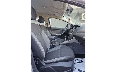 Ford Focus - автомобили, коли, обяви за нови и употребявани 9