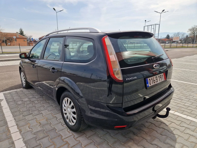 Ford Focus 1.8 / 125 к.с. - автомобили, коли, обяви за нови и употребявани 3