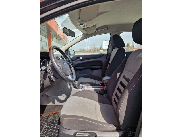 Ford Focus 1.8 / 125 к.с. - автомобили, коли, обяви за нови и употребявани 7