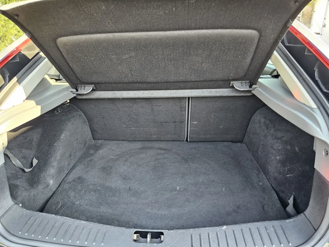 Ford Focus 2.0Duratec-145кс= ФАБРИЧНА ГАЗ= КЛИМАТРОНИК - автомобили, коли, обяви за нови и употребявани 9