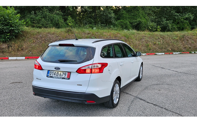 Ford Focus 1.6 Hdi TITANIUM/KLIMATRONIK/6skorosti - автомобили, коли, обяви за нови и употребявани 6