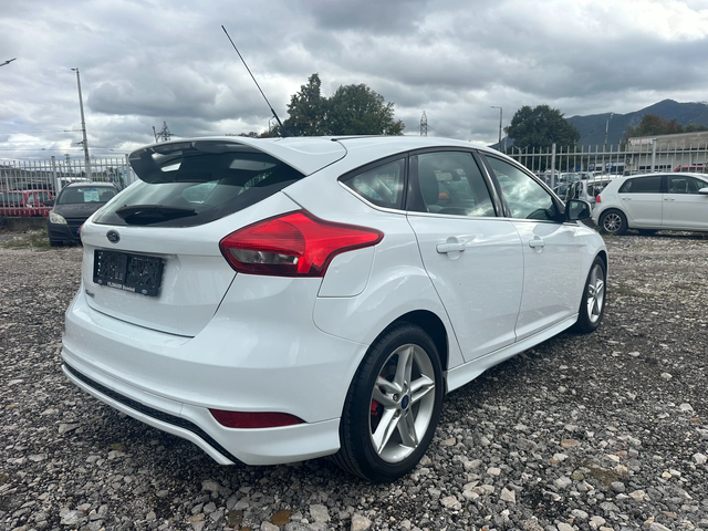 Ford Focus 1.5TDCI 120kc ST-LINE - автомобили, коли, обяви за нови и употребявани 2