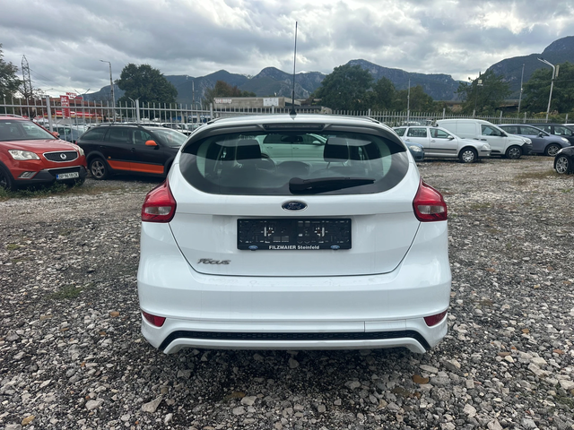 Ford Focus 1.5TDCI 120kc ST-LINE - автомобили, коли, обяви за нови и употребявани 3