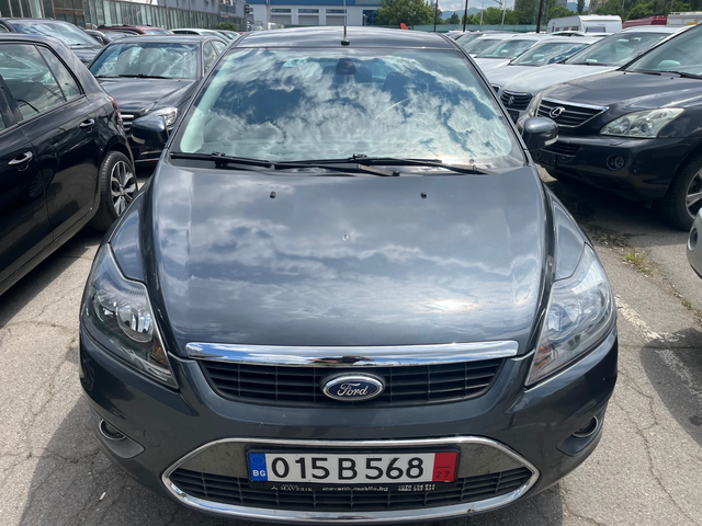 Ford Focus 2.0I Бензин Газ - автомобили, коли, обяви за нови и употребявани 1