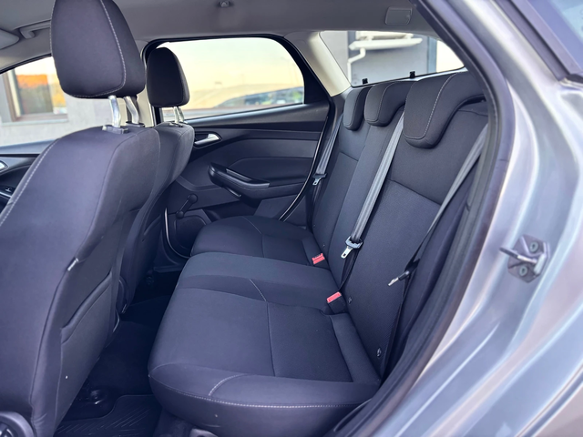 Ford Focus - автомобили, коли, обяви за нови и употребявани 8