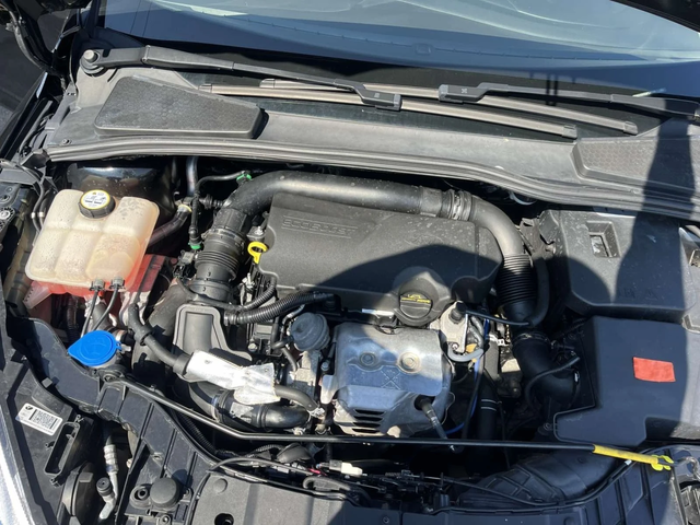 Ford Focus 1.0 T - автомобили, коли, обяви за нови и употребявани 16