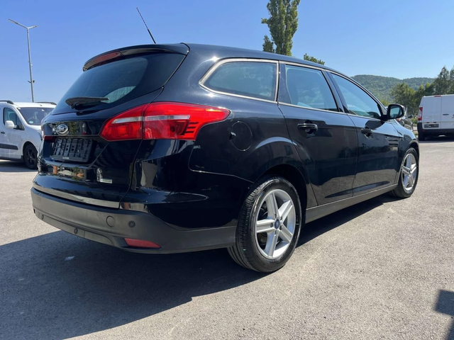 Ford Focus 1.0 T - автомобили, коли, обяви за нови и употребявани 3
