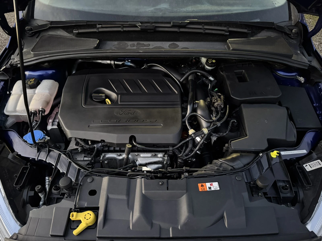 Ford Focus 1.5 SCTi - автомобили, коли, обяви за нови и употребявани 13