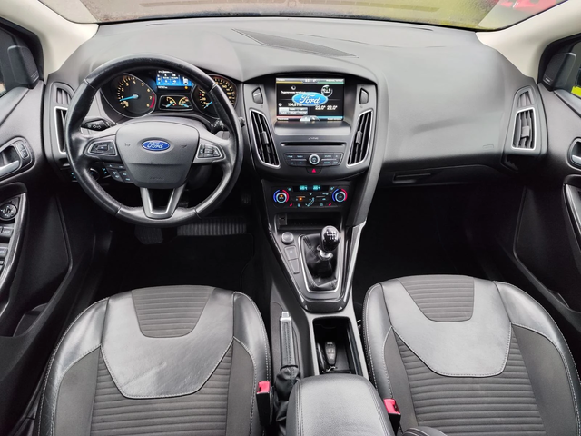 Ford Focus 1.5 SCTi - автомобили, коли, обяви за нови и употребявани 9