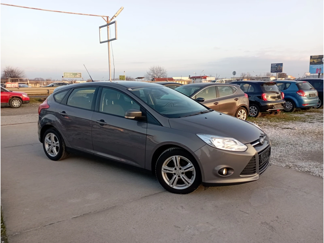Ford Focus ST EASY 1.0i, 101кс - автомобили, коли, обяви за нови и употребявани 0