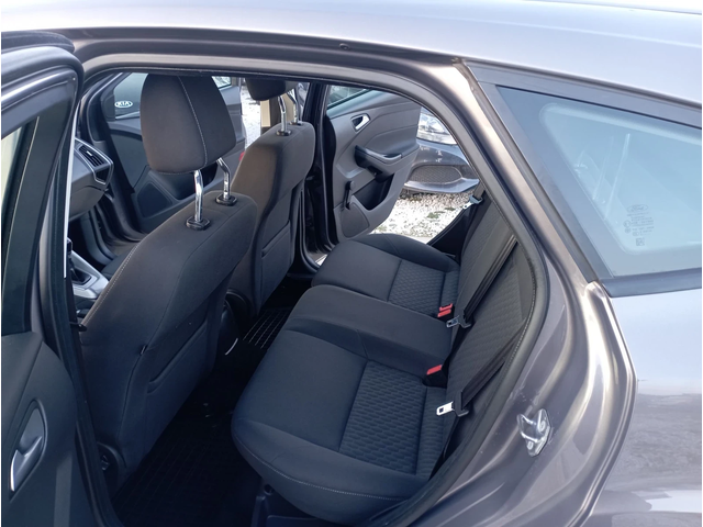 Ford Focus ST EASY 1.0i, 101кс - автомобили, коли, обяви за нови и употребявани 8