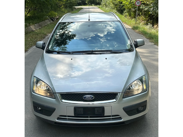 Ford Focus 1.6TDCi/90 - автомобили, коли, обяви за нови и употребявани 1