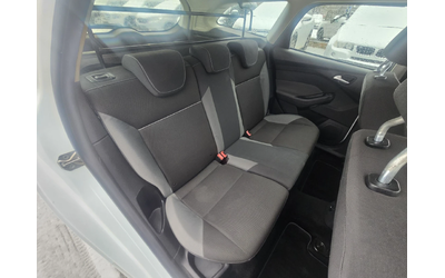 Ford Focus 1.6tdci 95к.с Titanium - автомобили, коли, обяви за нови и употребявани 14