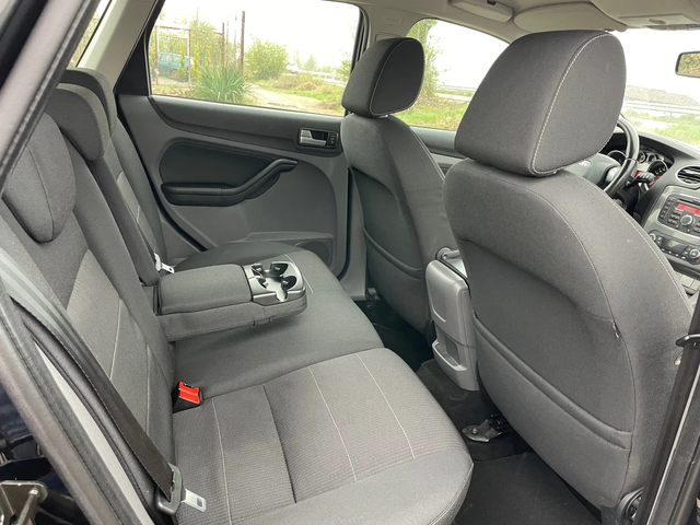 Ford Focus 1.6TDI-FEIS-ITALIA - автомобили, коли, обяви за нови и употребявани 6