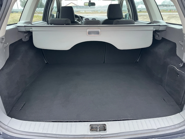 Ford Focus 1.6TDCI-109 FEIS-ITALIA - автомобили, коли, обяви за нови и употребявани 11