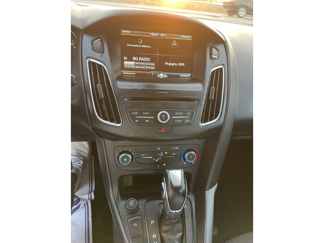 Ford Focus 1.5TDCI-120-NAVI-ITALIA - автомобили, коли, обяви за нови и употребявани 15