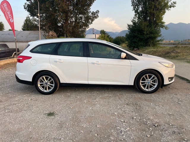 Ford Focus 1.5TDCI-120-NAVI-ITALIA - автомобили, коли, обяви за нови и употребявани 3