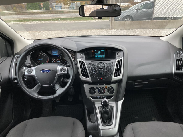 Ford Focus 1.0I 101кс ECOBOOST  КЛИМАТРОНИК EURO 5 - автомобили, коли, обяви за нови и употребявани 11