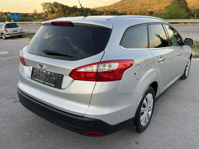 Ford Focus 1.6TDCI 116кс EURO 5 NAVI АВТОПИЛОТ - автомобили, коли, обяви за нови и употребявани 3