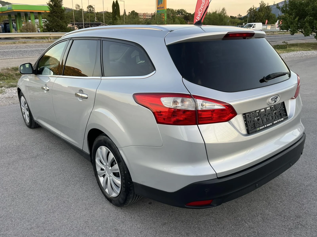 Ford Focus 1.6TDCI 116кс EURO 5 NAVI АВТОПИЛОТ - автомобили, коли, обяви за нови и употребявани 4