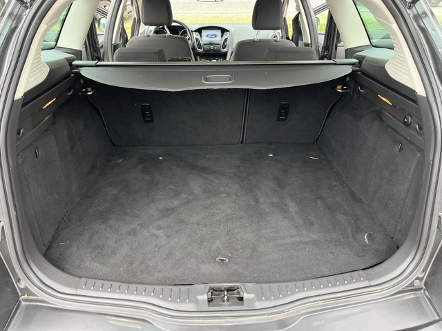 Ford Focus 1.5TDCI 95кс EURO 6B АВТОПИЛОТ ВНОС ИТАЛИЯ - автомобили, коли, обяви за нови и употребявани 14