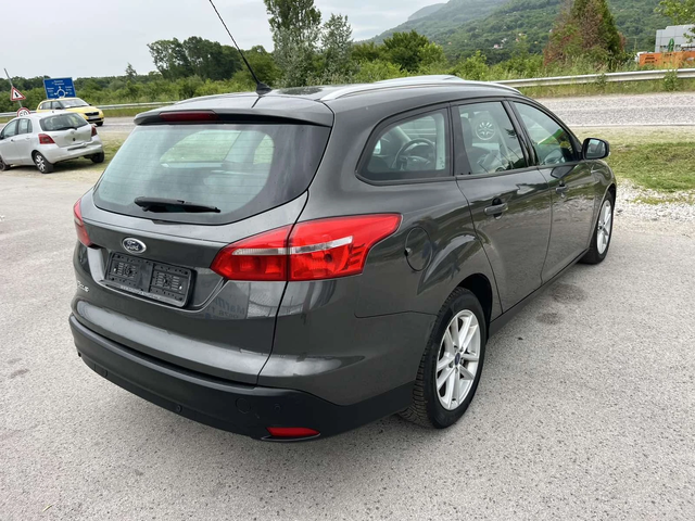 Ford Focus 1.5TDCI 95кс EURO 6B АВТОПИЛОТ ВНОС ИТАЛИЯ - автомобили, коли, обяви за нови и употребявани 3