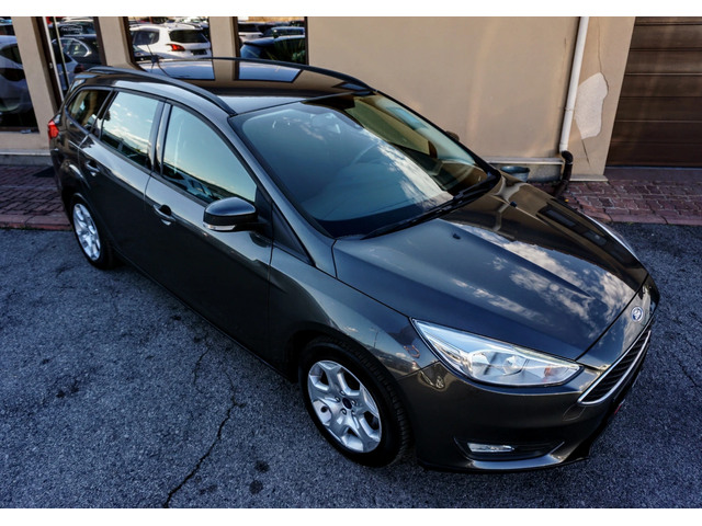 Ford Focus 1.6i GPL TITANIUM - автомобили, коли, обяви за нови и употребявани 1