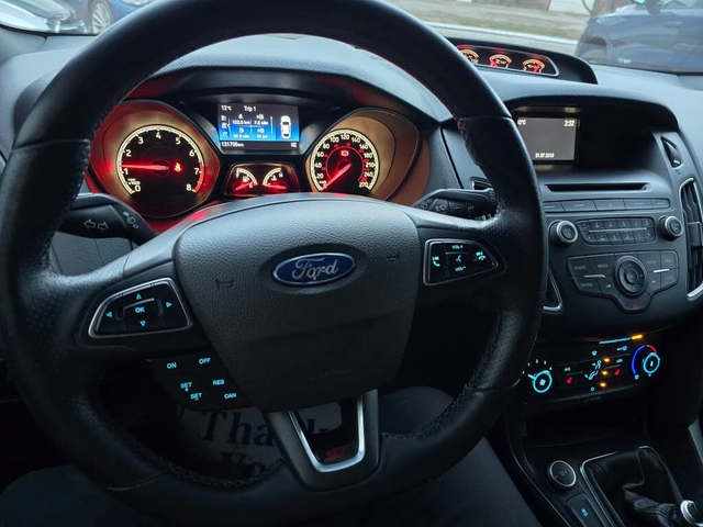 Ford Focus - автомобили, коли, обяви за нови и употребявани 7