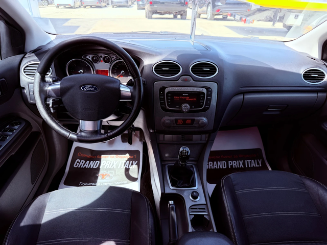 Ford Focus 1.6cdti 165000km* UNIKAT* - автомобили, коли, обяви за нови и употребявани 8