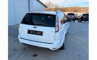 Ford Focus 1.6tdci 110k.c * UNIKAT* - автомобили, коли, обяви за нови и употребявани 14