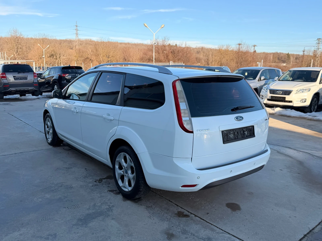 Ford Focus 1.6tdci 110k.c * UNIKAT* - автомобили, коли, обяви за нови и употребявани 5