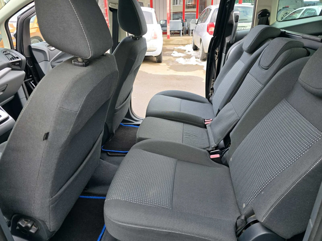 Ford Grand C-Max 1.6 DISEL - автомобили, коли, обяви за нови и употребявани 12