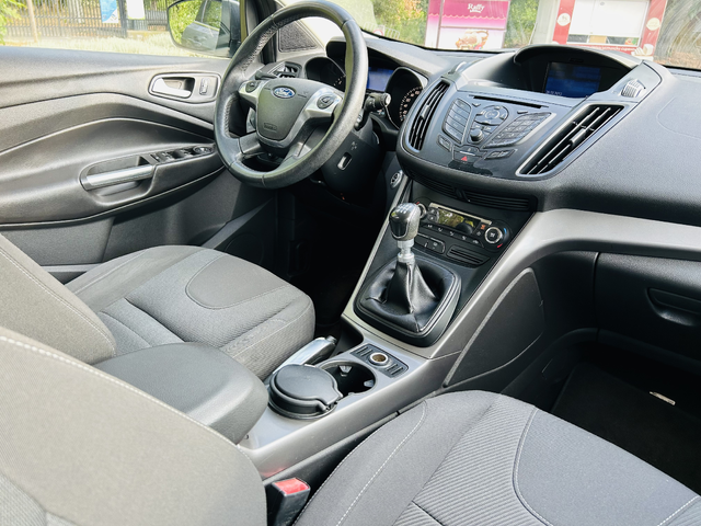 Ford Kuga 2.0d - автомобили, коли, обяви за нови и употребявани 11