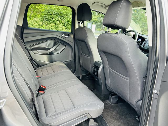 Ford Kuga 2.0d - автомобили, коли, обяви за нови и употребявани 14