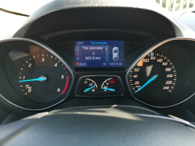 Ford Kuga 2.0d Auto 4x4 - автомобили, коли, обяви за нови и употребявани 14