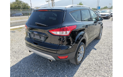 ford-kuga-2-0d-auto-4x4 - 3