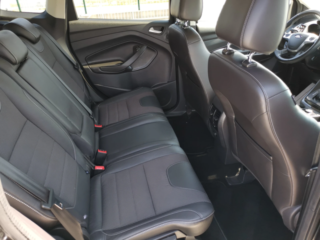 Ford Kuga 2.0d Auto 4x4 - автомобили, коли, обяви за нови и употребявани 6