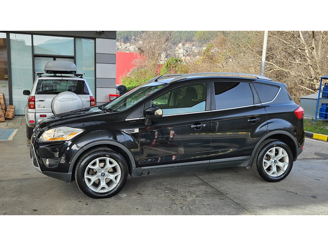 Ford Kuga 2.0 Tdci 6skorost/Klimatik/ - автомобили, коли, обяви за нови и употребявани 2