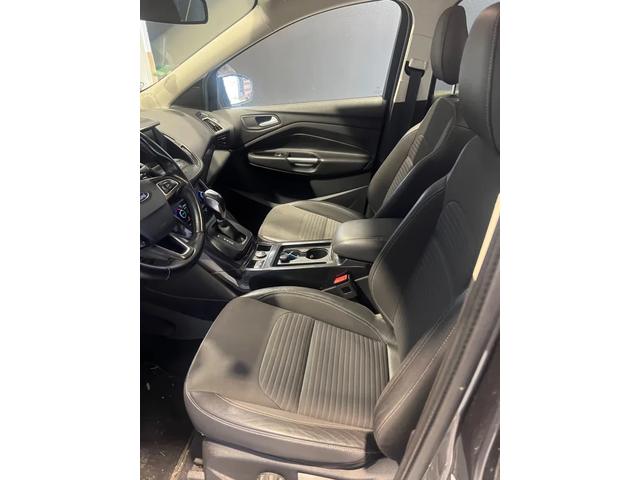 Ford Kuga 1.5 benzinTitanium 4x4 175кс - автомобили, коли, обяви за нови и употребявани 7