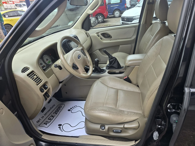 Ford Maverick - автомобили, коли, обяви за нови и употребявани 4