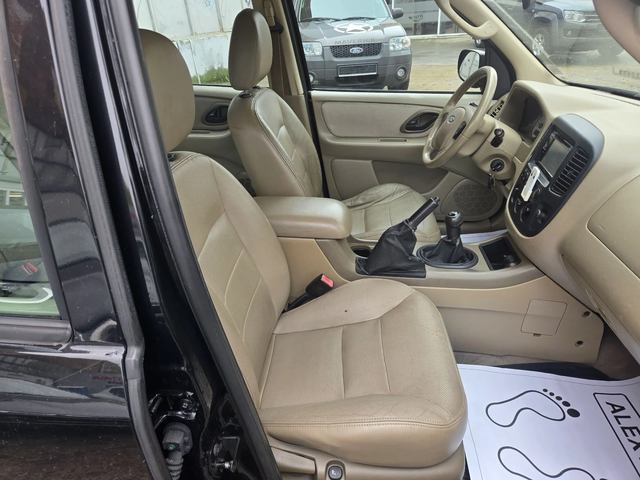 Ford Maverick - автомобили, коли, обяви за нови и употребявани 5